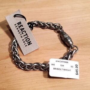 🏈NEW KENNETH COLE BRACELET